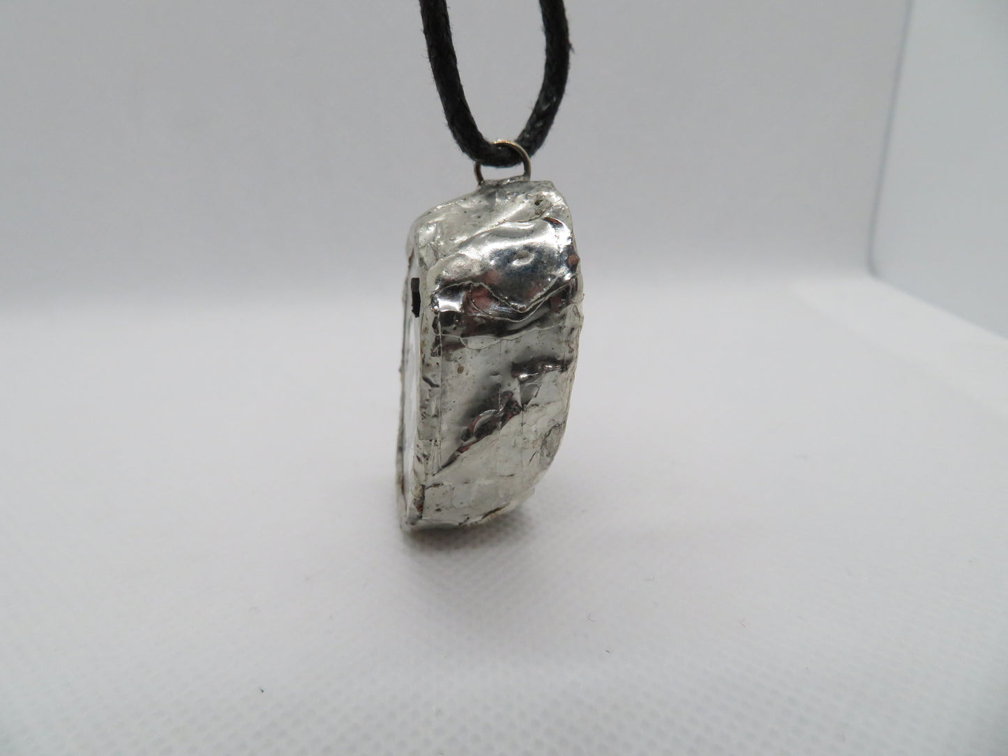 Firelight Agate Pendant (Sea Shore)