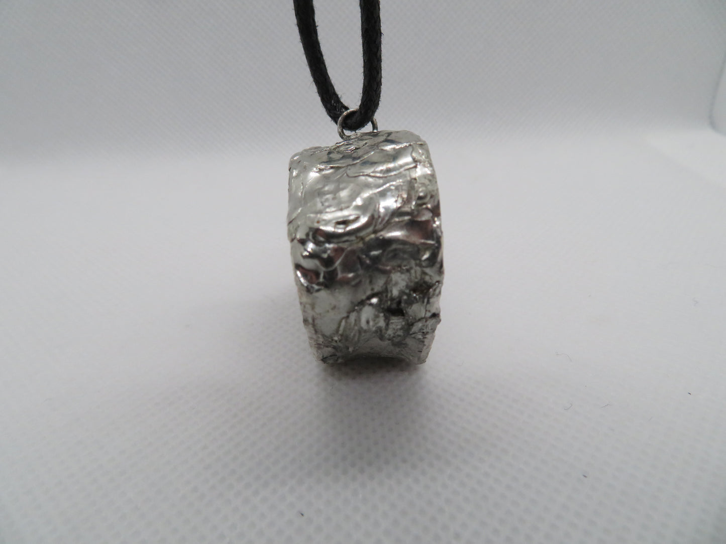 Firelight Agate Pendant (Wood)